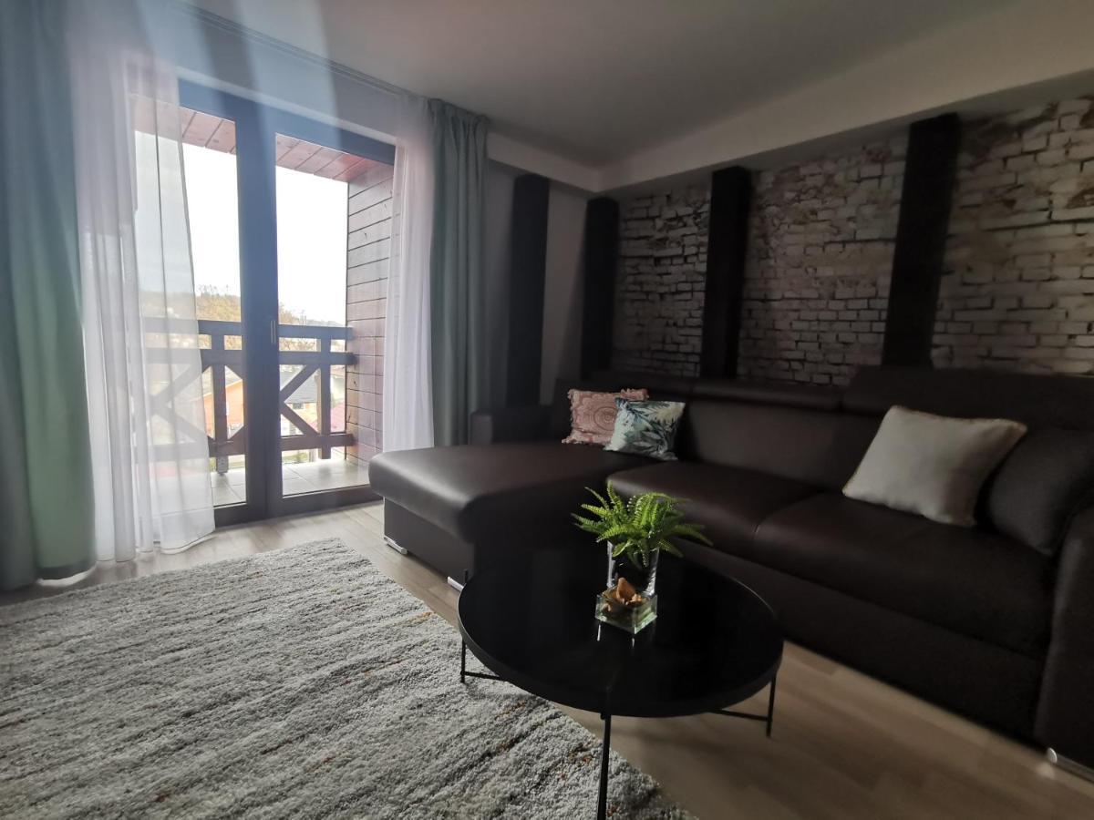גורה הומורולווי Rose Residence מראה חיצוני תמונה