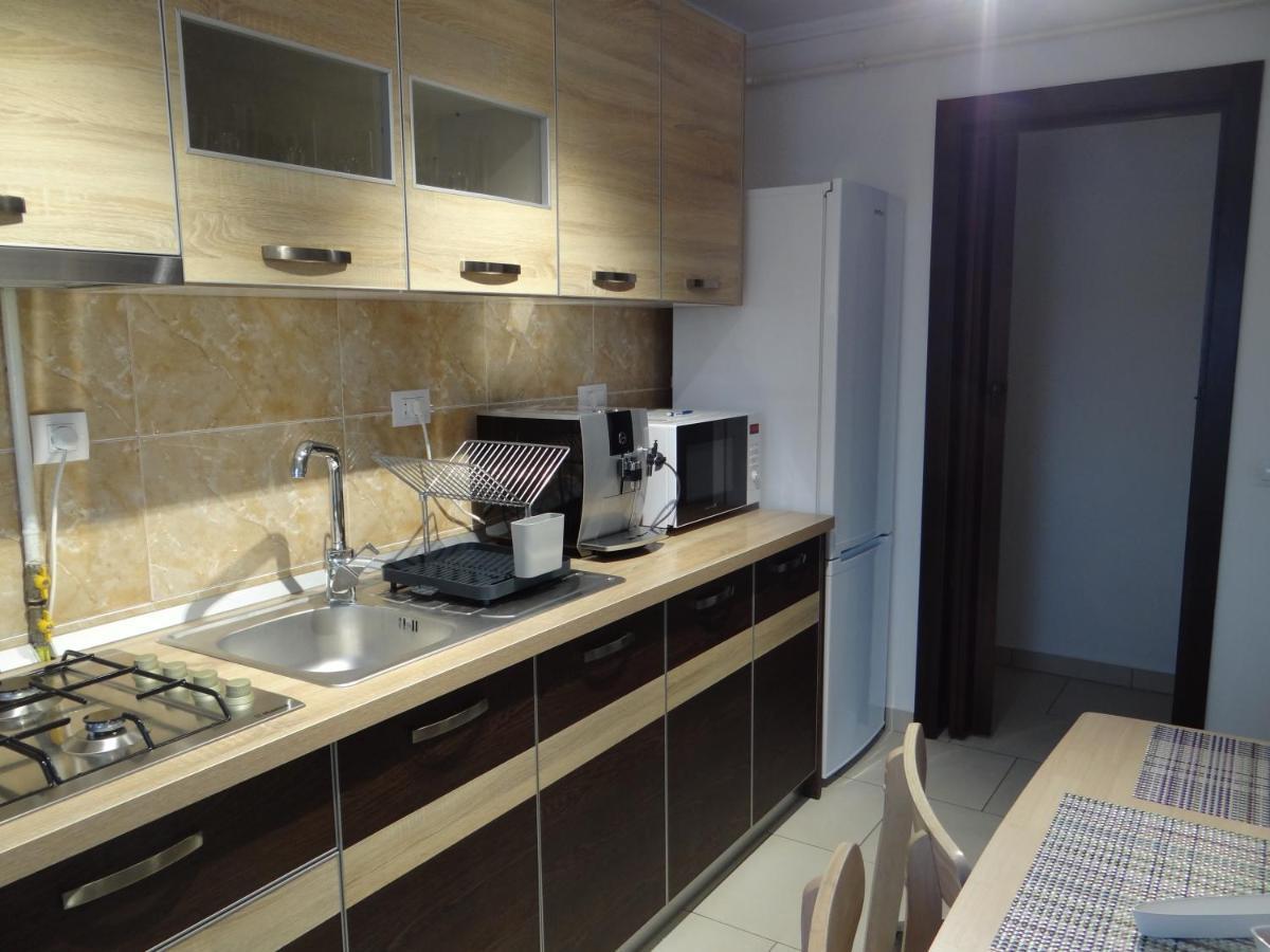 גורה הומורולווי Rose Residence מראה חיצוני תמונה