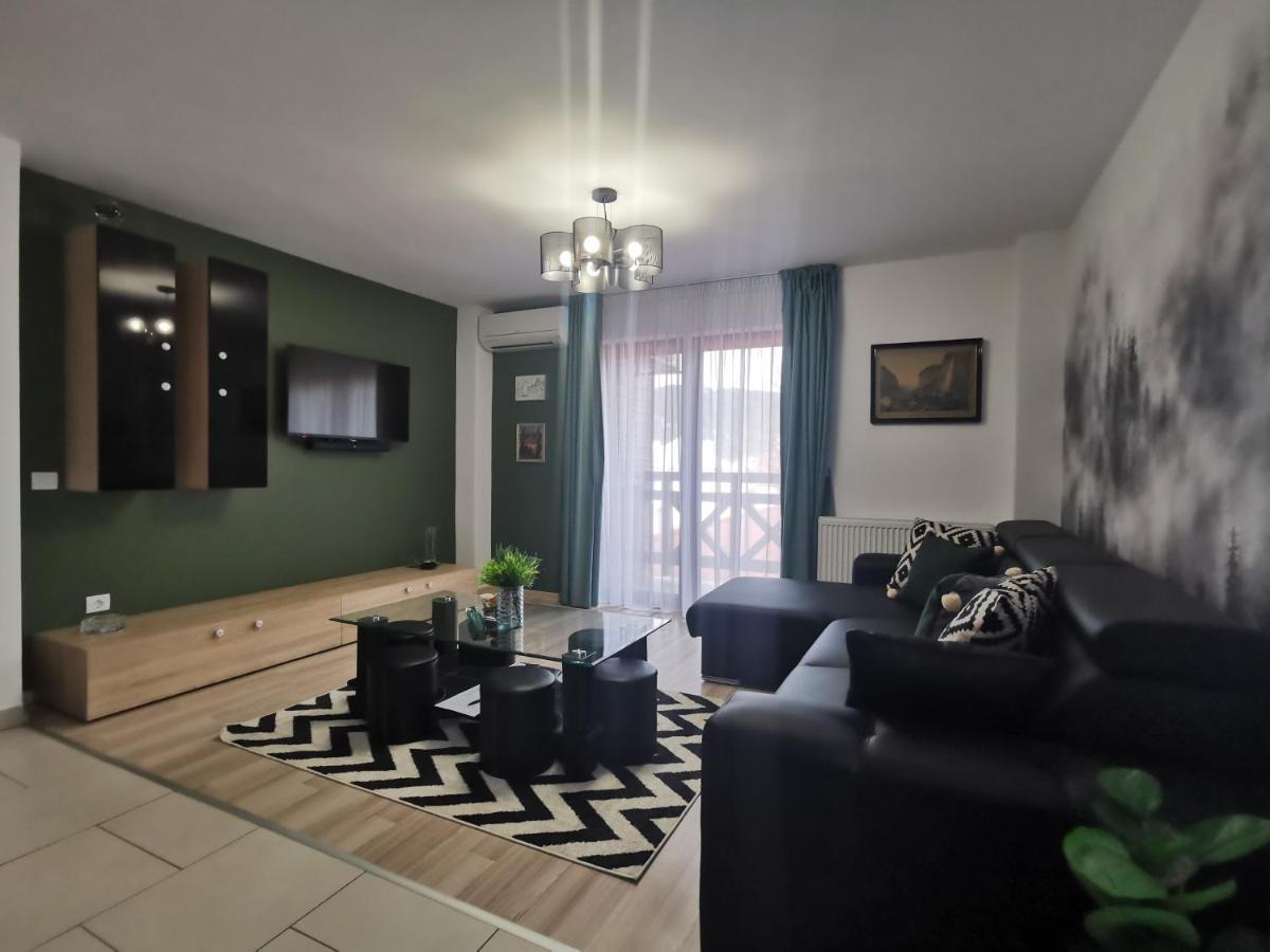 גורה הומורולווי Rose Residence מראה חיצוני תמונה