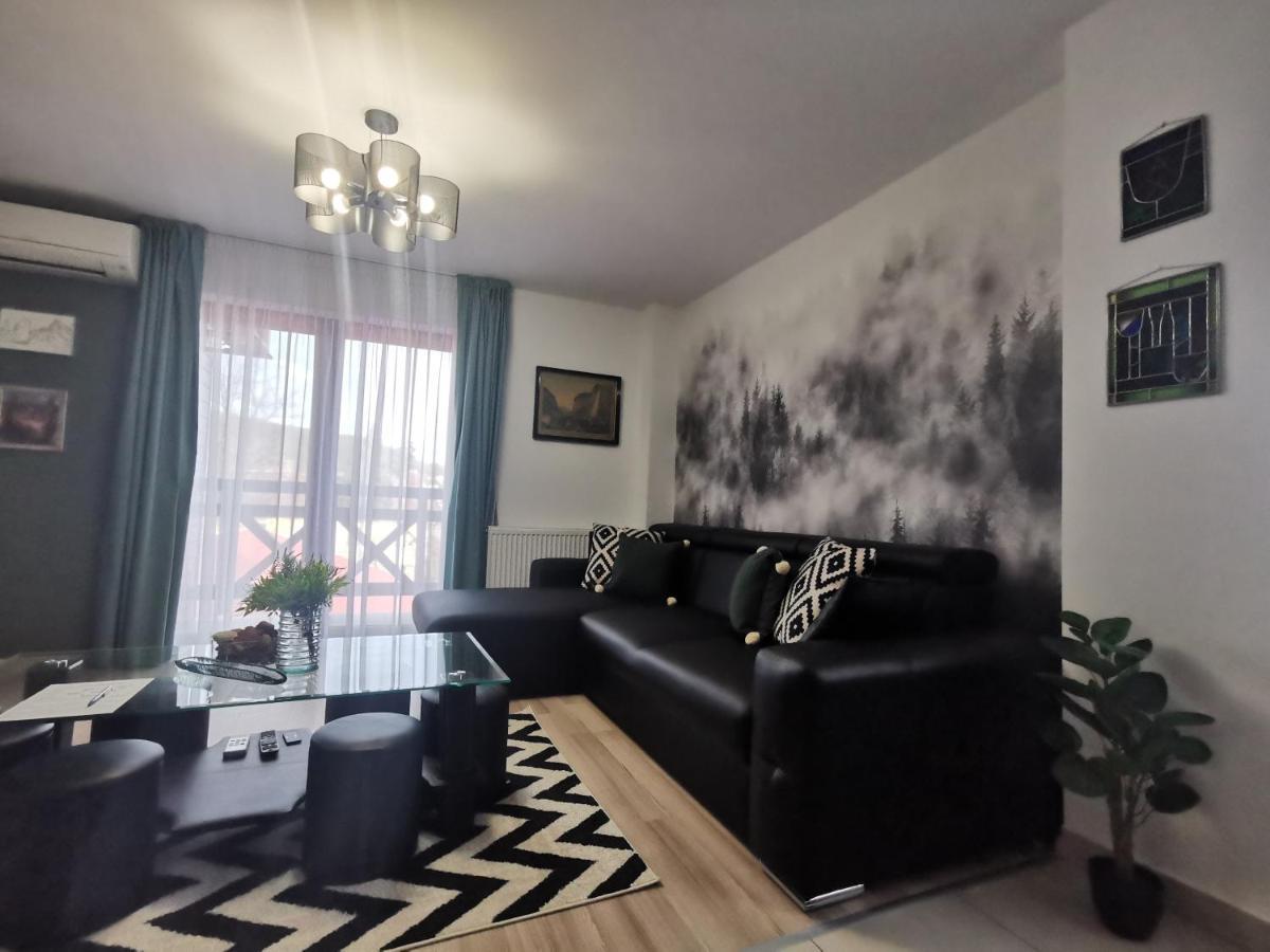 גורה הומורולווי Rose Residence מראה חיצוני תמונה