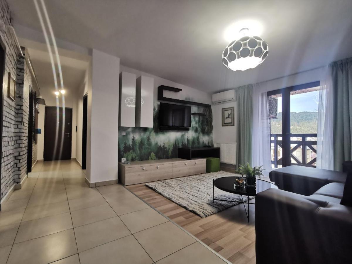 גורה הומורולווי Rose Residence מראה חיצוני תמונה